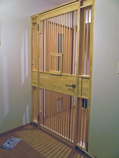 nekodoor_081109.jpg